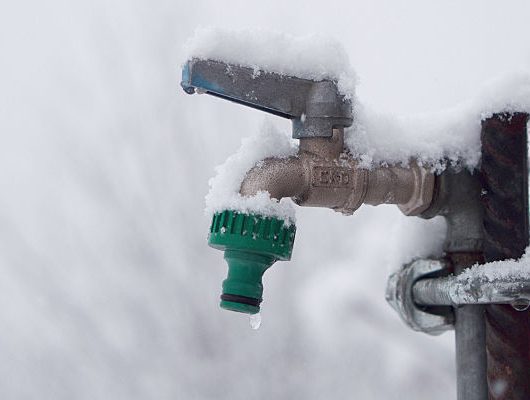 Rohrleitungen vor Frost schützen